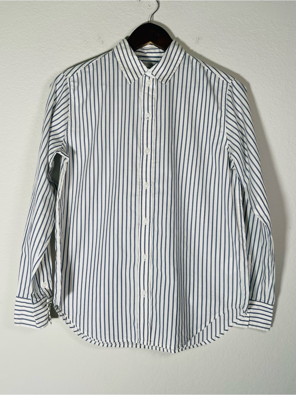 Everlane NWT Women’s Button Down Cotton Shirt Size 00 in Blue and White Stripe
